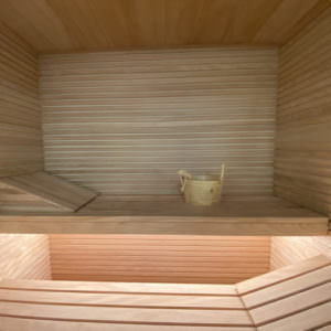 SAUNA IN LEGNO DI PERO E OKUME'