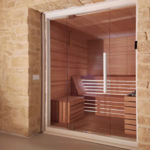 SAUNA INDOOR IN LEGNO DI OKUME'