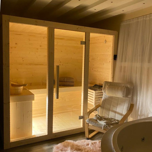 SAUNA DA INTERNO IN ABETE