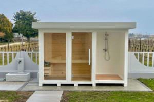 ALL INN DA ESTERNO CON SAUNA E DOCCIA