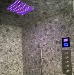 CABINA HAMMAM CON CROMOTERAPIA INTERNA
