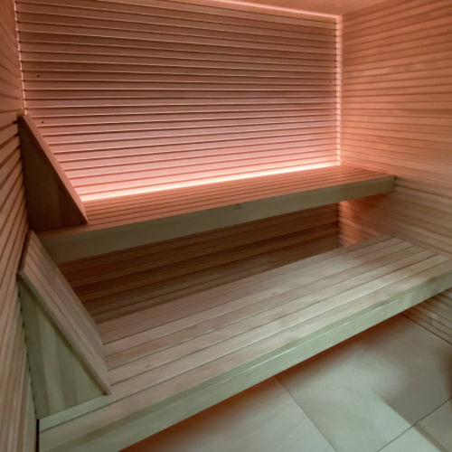 INDOOR SAUNA IN WOOD AND MADE IN ITALY